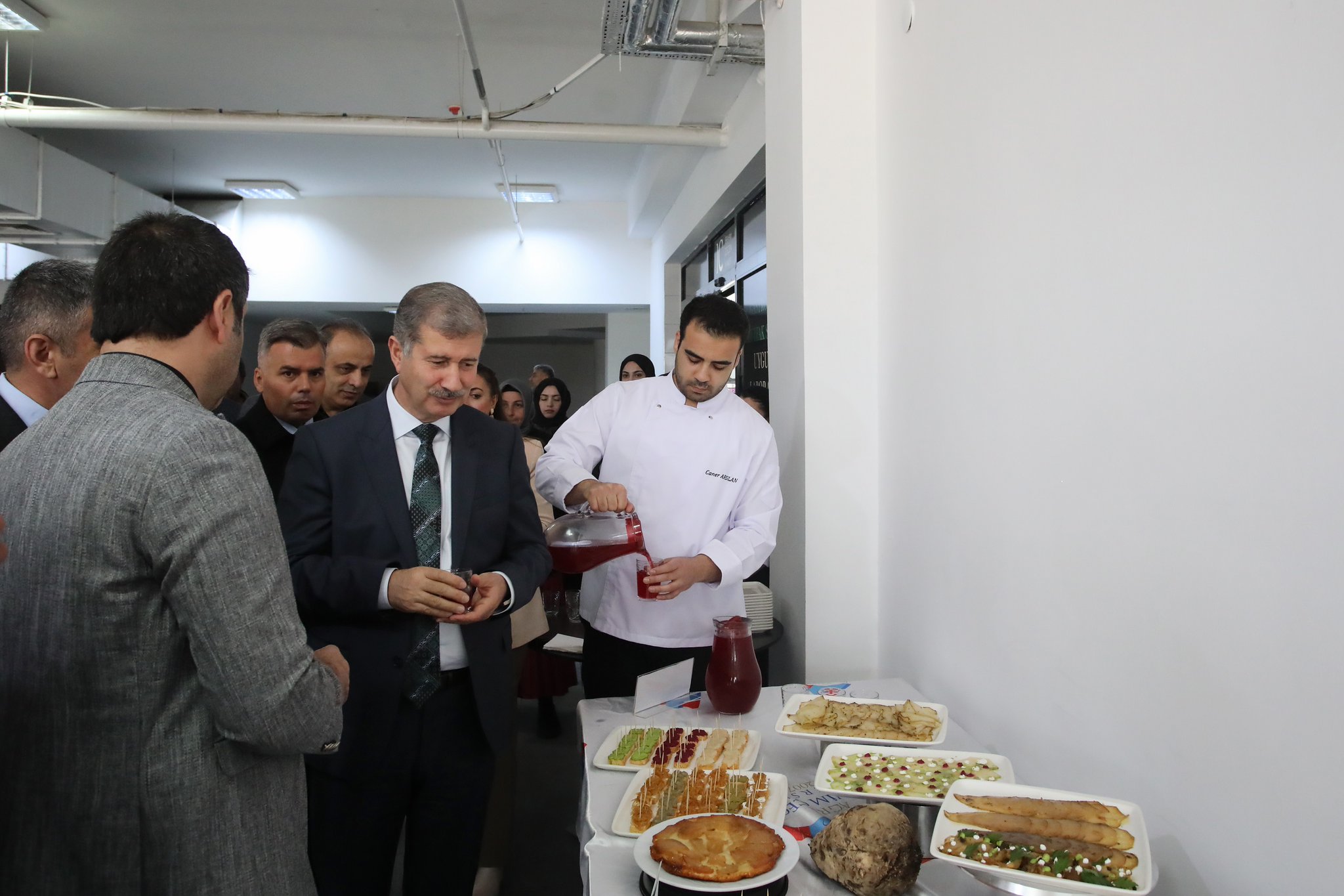 G7 Fc R M3 X Q A A Uzl X