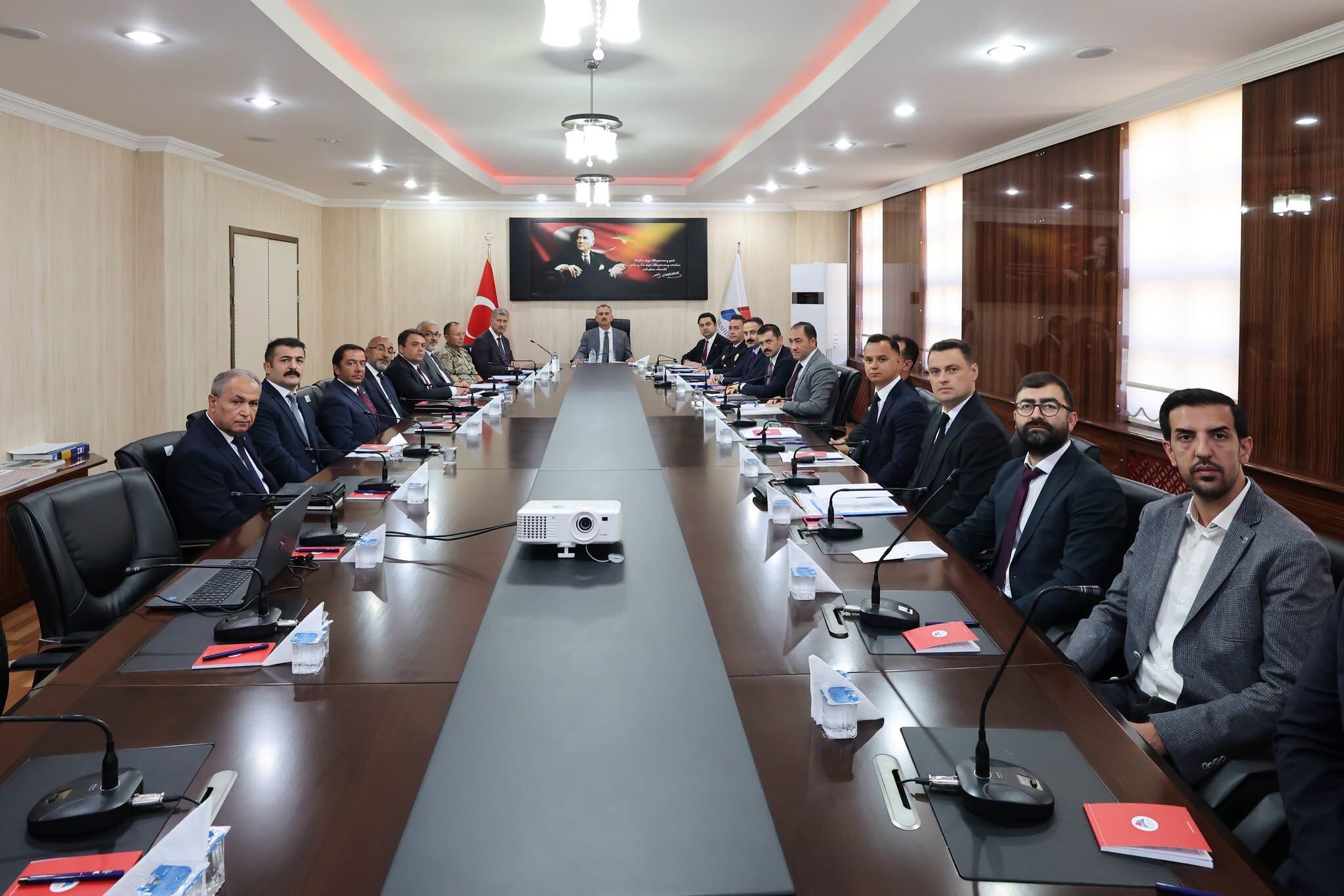 AİÇÜ'de "Üniversite Güvenlik Toplantısı" Gerçekleştirildi