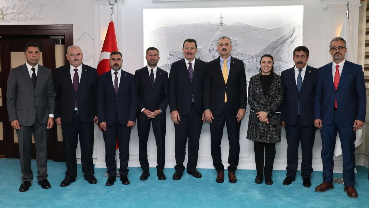 Ali İhsan Yavuz Ağrı Valiliği’ni ziyaret etti!
