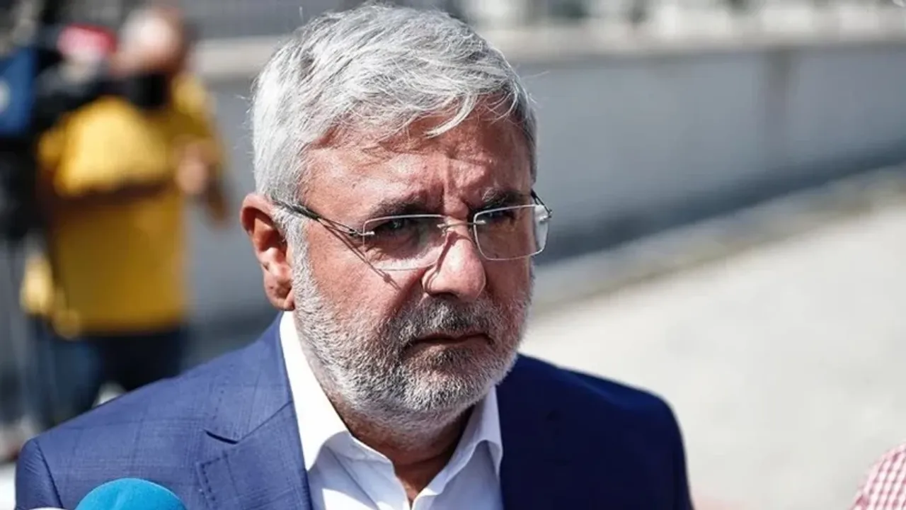 Mehmet Metiner: “O insanlık manifestosundaki ruha kulak verin”