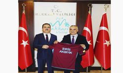 Ahmet Külekçi: Hakkari'de Hayat Var!