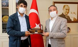 Ak Parti Ardahan Milletvekili Prof. Dr. ATALAY  AİÇÜ Rektörü Karabulut'u Ziyaret etti
