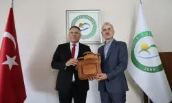 Bakan Uraloğlu, Iğdır Üniversitesi’ni ziyaret etti