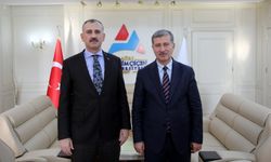 Vali Önder Bozkurt, Ağrı İbrahim Çeçen Üniversitesi’ni ziyaret etti