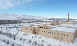 AİÇÜ, beyaz örtüyle kaplandı!