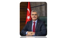 Ağrılı Dr. Cahit Çelik, Bingöl Valiliğine atandı