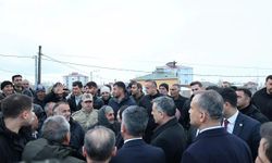 Taşlıçay’da Yol Tepkisi: Vatandaş Bakan Çiftçi ile Görüştü