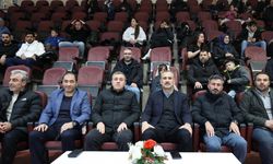 Ağrı’da Spor Coşkusu: Vali Bozkurt Tribünden Destek Verdi