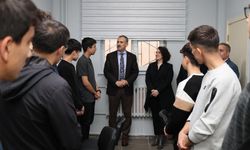 Vali Dr. Önder Bozkurt’tan Anlamlı Dokunuş: Öğrencilerle Aynı Sofrada Buluştu