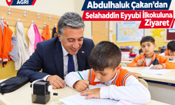Abdulhaluk Çakan'dan Selahaddin Eyyubi İlkokuluna Ziyaret