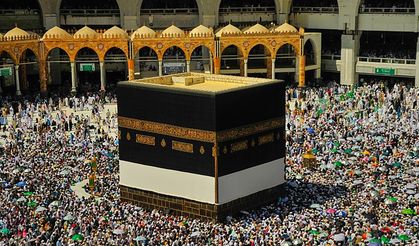 Suudi Arabistan Umre Ziyaretleri İçin Yeni Bir Karar Aldı
