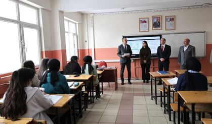 Vali Önder Bozkurt’tan Hayrettin Atmaca Anadolu Lisesi’ne Ziyaret