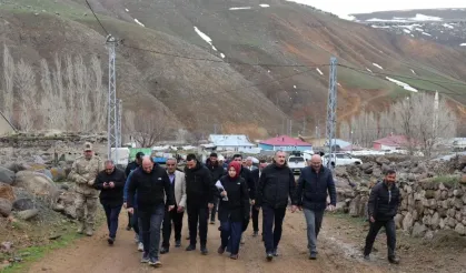 Ağrı Valisi Önder Bozkurt Taşlıçay’da!