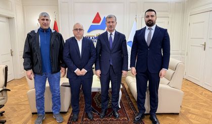 Andrew Jones’tan AİÇÜ’ye Ziyaret