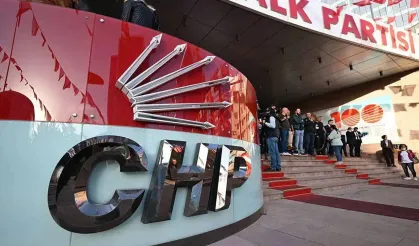 CHP'de 8 İl Başkanlığına Müdahale!