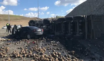 Ağrı'daki Feci Kazada Aynı Aileden 4 Kişi Yaşamını Yitirdi!