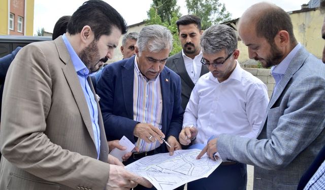 Başkan Sayan'a, Genel Sekreter Aynalı'dan Ziyaret, Bahçelievler'de Çalışmalar Başlıyor