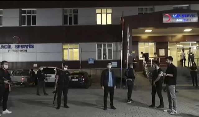 Van'da PKK'lı teröristler yol yapım işçilerine saldırdı: 2 şehit, 8 yaralı