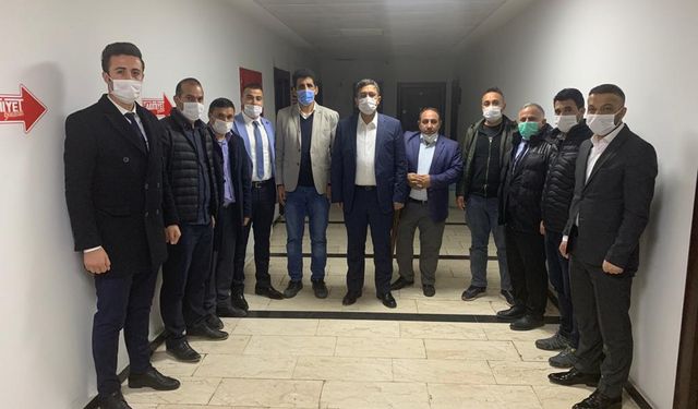 Taşlıçay Kaymakamı Ersöz’den Ağrı Yurt Ay Der’e ziyaret