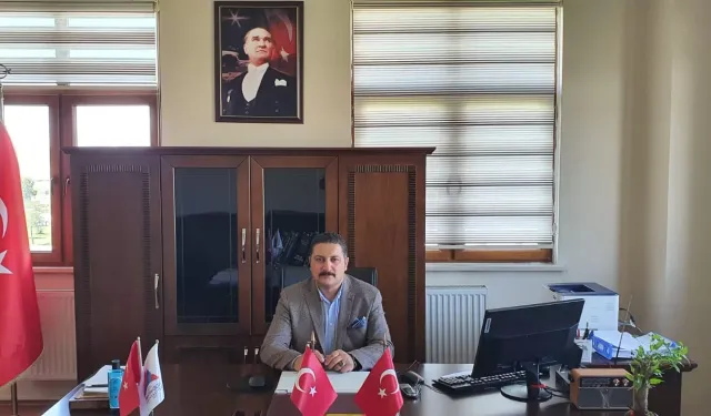 Prof. Dr. Alperen Kayserili, AİÇÜ’nin Fen Edebiyat Fakültesi Yeni Dekanı oldu!