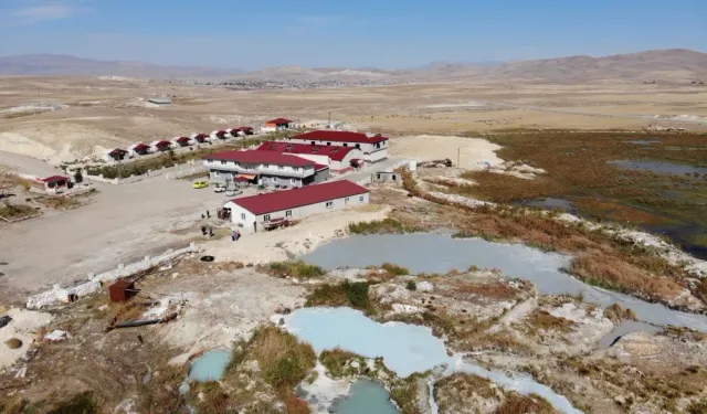 Diyadin Kaplıcaları şifalandırmaya devam ediyor