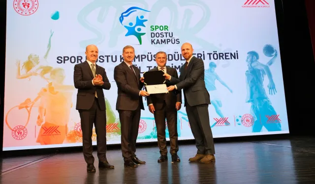 AİÇÜ, “Spor Dostu Kampüs” ödülünü aldı