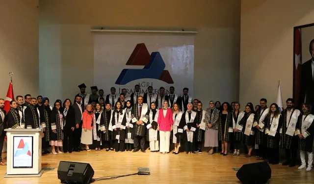 AİÇÜ Tıp Fakültesi, ilk mezunlarını verdi!