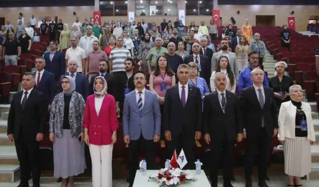 AİÇÜ’de 12. Uluslararası Avrasya Eğitim Araştırmaları Kongresi başladı