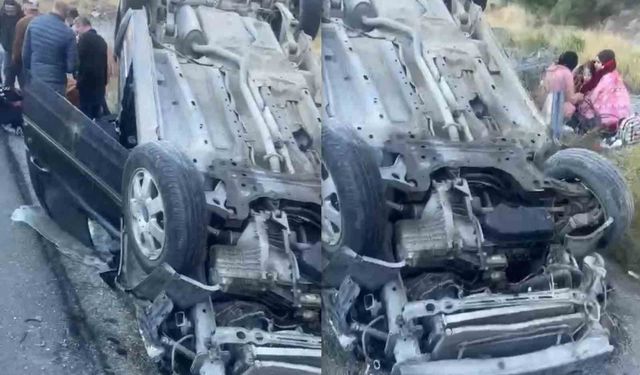 Kızlarını üniversiteye götüren Ağrılı ailenin otomobili kaza yaptı!