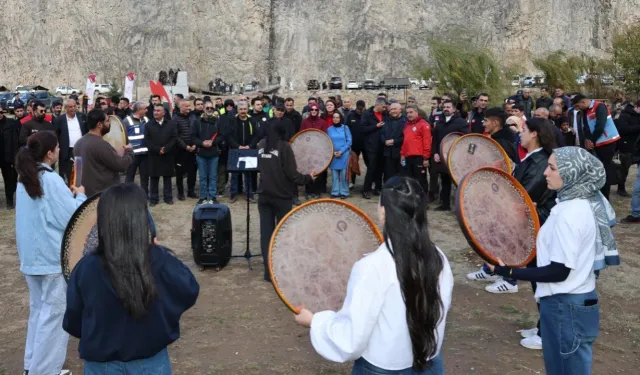 3. Diyadin Kanyonu Yürüyüşü’nde Cumhuriyet’in 102. yılı kutlamaları gerçekleşti