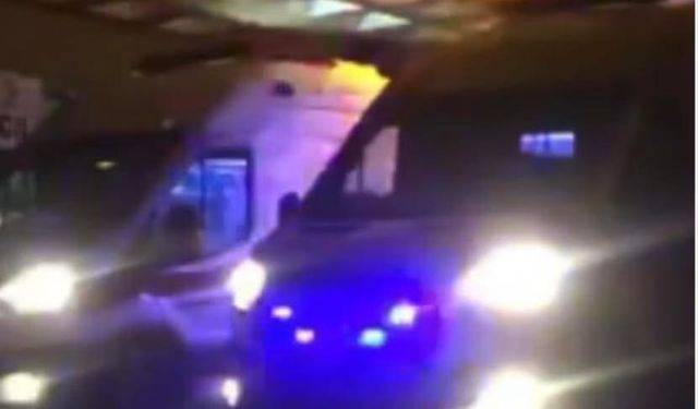 Ağrılı genç kız babasını vurdu!