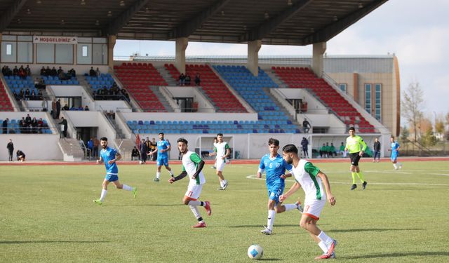 AİÇÜ’de ÜNİLİG Futbol Eleme Grubu Müsabakaları Başladı
