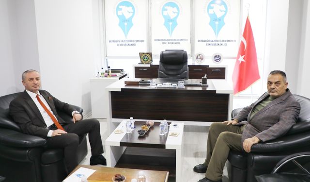 Ağrı Milli Eğitim Müdürü Kökrek, Ortadoğu Gazeteciler Cemiyeti’ni ziyaret etti