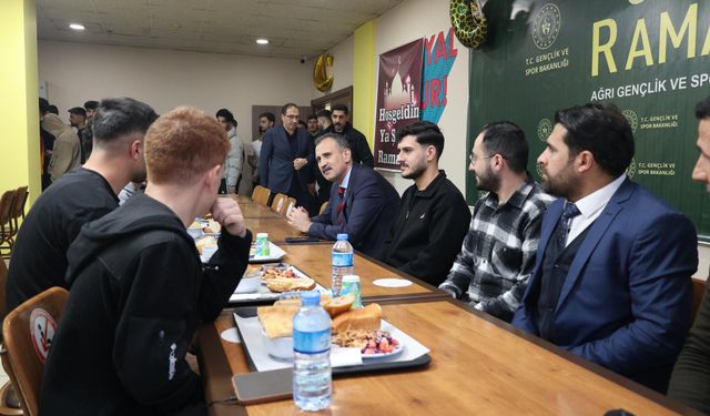 Vali Bozkurt’tan Gençliğe Gönül Köprüsü