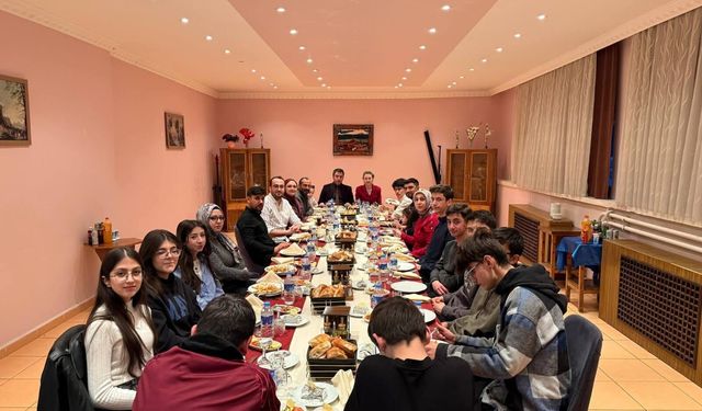 Ağrı’nın Gururu BİLSEM Öğrencileri: Başarılı Gençlerle İftar Buluşması