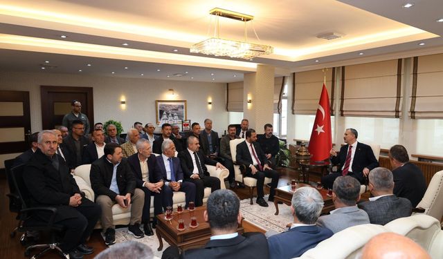Yayladağılılardan Vali Bozkurt’a ziyaret