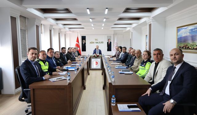 Ağrı Valiliği’nden Kurban Bayramı tedbirlerine yönelik toplantı