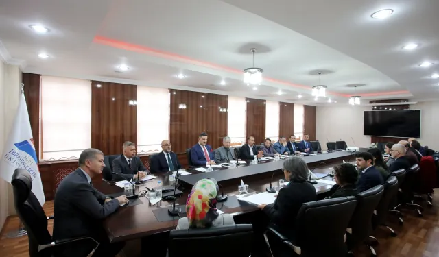 AİÇÜ’de 4 Bölüm Akredite Edildi!