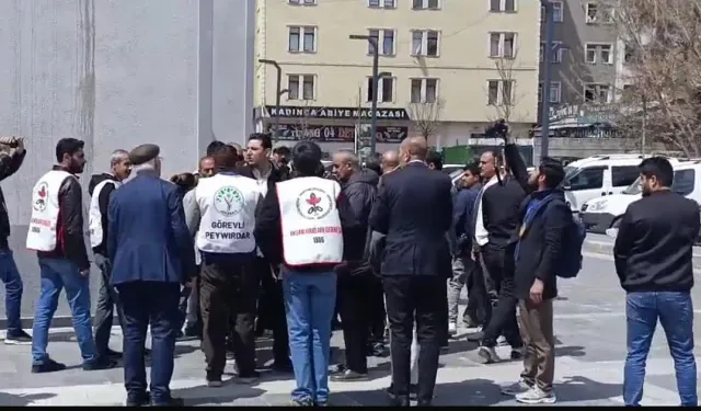 Ağrı Belediye Başkanı Aras ve DİSK Başkanı arasındaki tartışma!