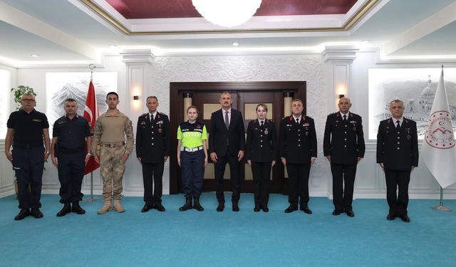 Vali Bozkurt, Jandarma Heyetini Makamında Ağırladı