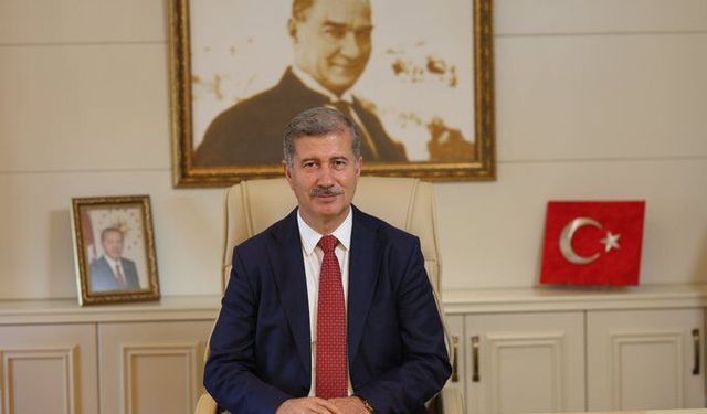 AİÇÜ'den İbrahim Çeçen ve Ailesine Tebrik Mesajı
