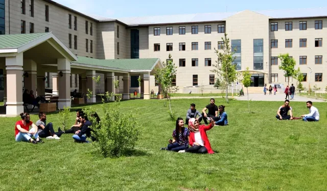 AİÇÜ’de Büyük Başarı: Tüm Kontenjanlar Doldu