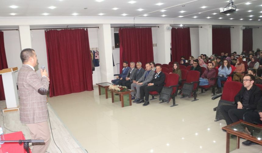 TUTAK'TA  “2023 YILI TÜRKİYE EĞİTİM VİZYON BELGESİ” KONFERANSI
