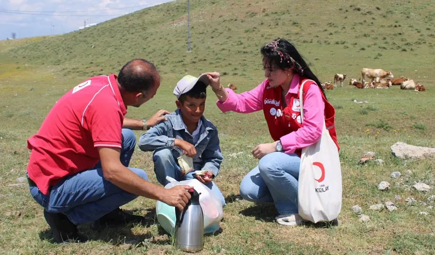 Ağrı'daki iyiliğin adı: Türk Kızılayı
