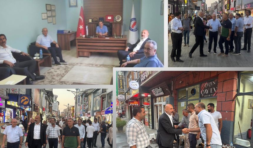 Cemal Kaya, Ağrılı esnaflarla bir arada!