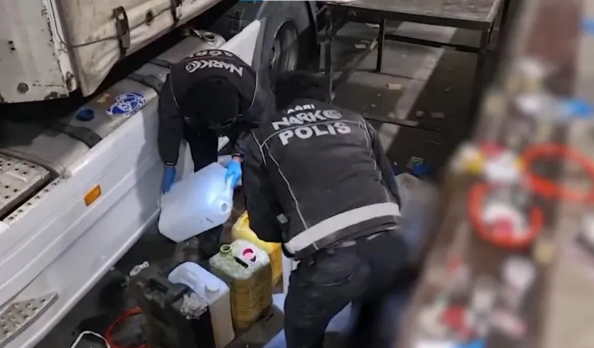 Ağrı’da zehir tacirlerine operasyon!