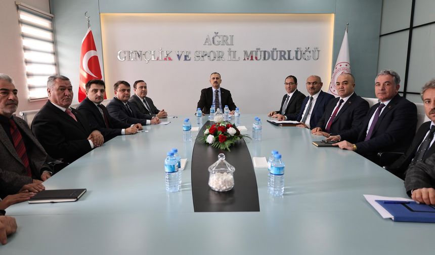 Vali Bozkurt’tan Ağrı Gençlik ve Spor İl Müdürlüğü’ne Ziyaret