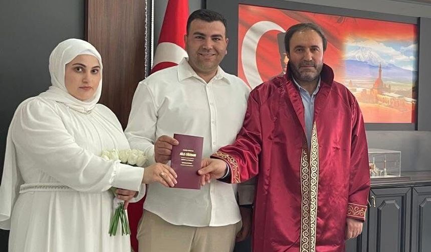 TDV'nin "İki İnsan Bir Hayat" Projesi Kapsamında Ağrı'da İlk Resmî Nikah Kıyıldı