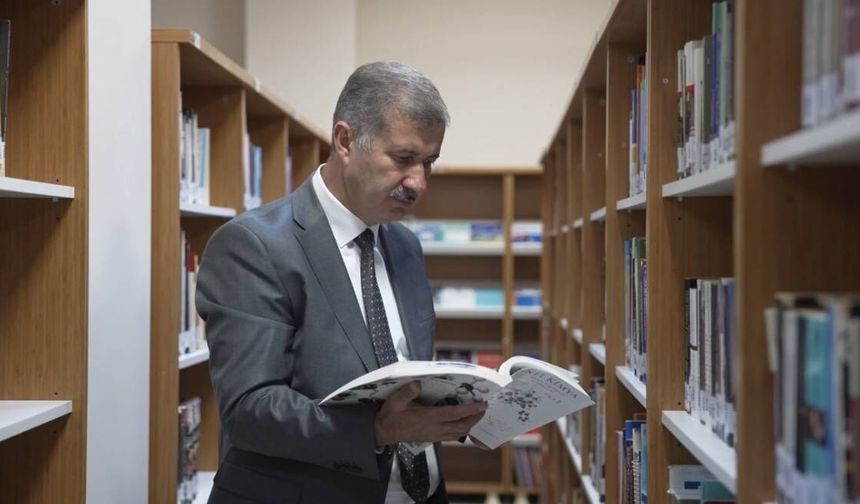 AİÇÜ Rektörü Prof. Dr. Gülçin’den öğrencilere çağrı!