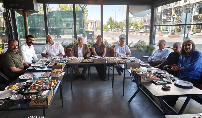 DİSK Genel-İş Ağrı Şube Başkanı Erincik’ten Ağrı Belediyesi’ne Tepki